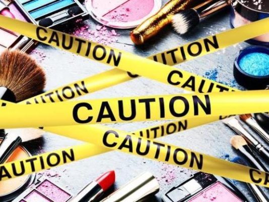 اثرات ناخواسته محصولات آرایشی و بهداشتی